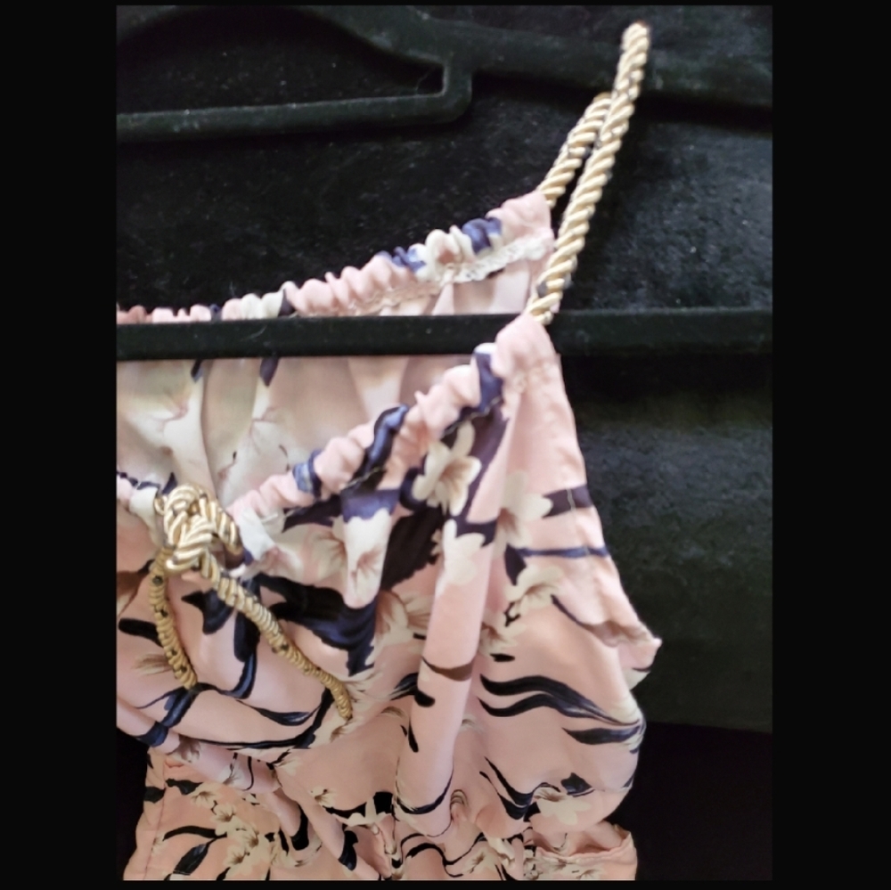 Romper - Picture 4 of 8
